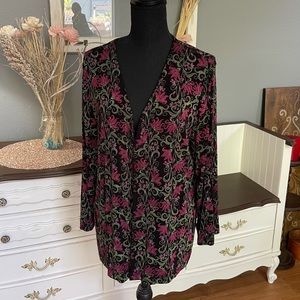 The Travel Collection size xl. Beautiful cardigan.